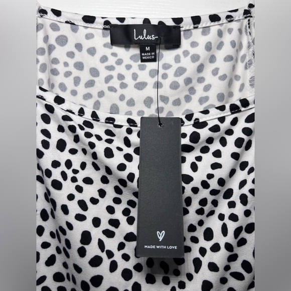 Lulus | Puff Sleeve Top | Medium | NWT | discontinued‼️ - Picture 5 of 7